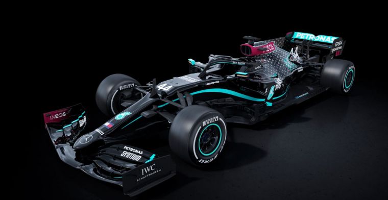 Mercedes start Formule 1-seizoen met zwarte livery in de ...