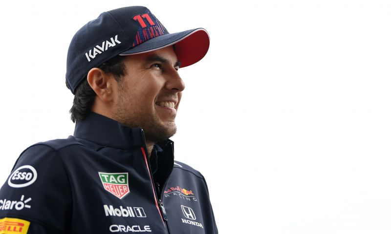 Pérez y Red Bull llegan con una línea de ropa antes del Gran Premio de México