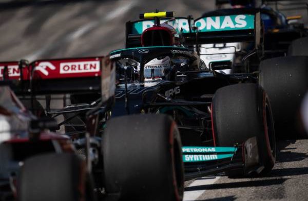 Mercedes backs Bottas: 'Verstappen also had trouble overtaking Hamilton'