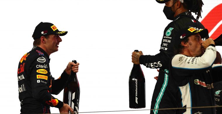 Brundle: 'Verstappen en Hamilton leken in een andere categorie te racen'