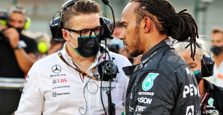 Hamilton finds extra gear: 'He's shifting into overdrive'
