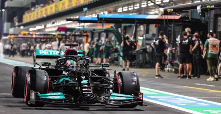 F1 LIVE | Hamilton starts on pole for first ever Grand Prix in Saudi Arabia