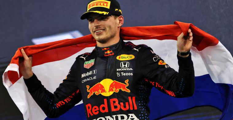 Why does Verstappen hit flashing lights before an F1 race?