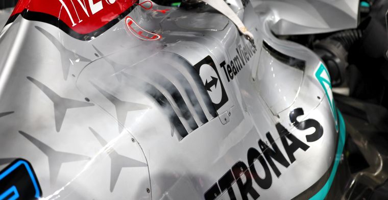 F1 teams remove paint from cars: Weight is a problem for all but one