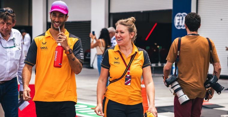 Ricciardo geeft lachend toe: 'Het is een beetje vies'