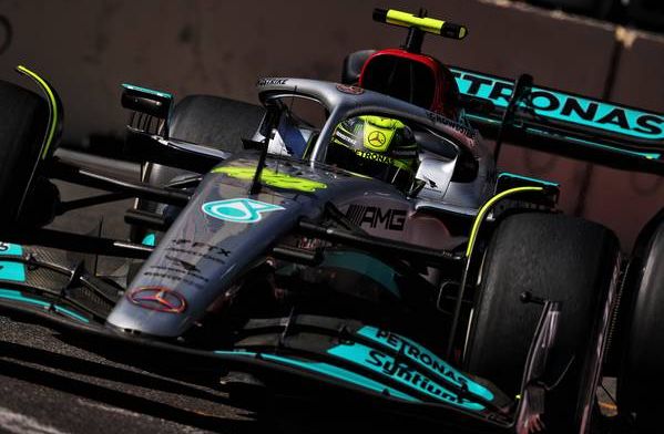 Hamilton has back pain: Hamilton struggles to get out of his F1 car