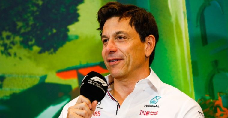 Wolff points to other teams: 'Everyone is hiding'