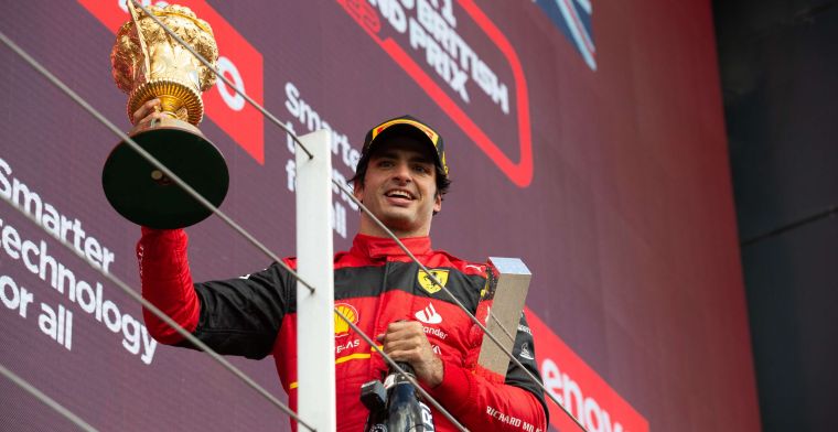 Sainz to make his own plans at Ferrari: 'They see Leclerc as a title contender'