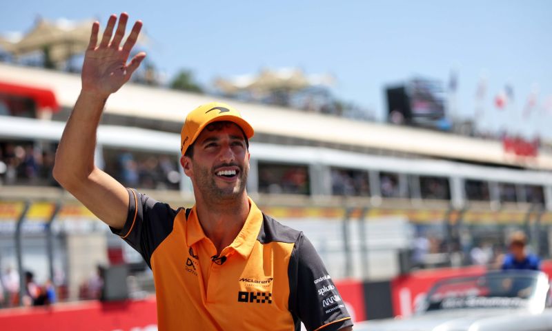 Ricciardo "canta" via i rumors